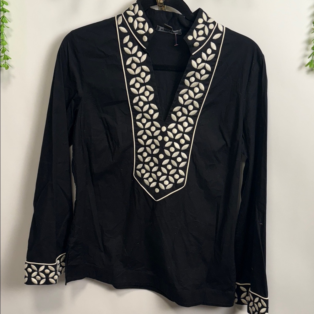 Elegant Black and White Floral Tunic
